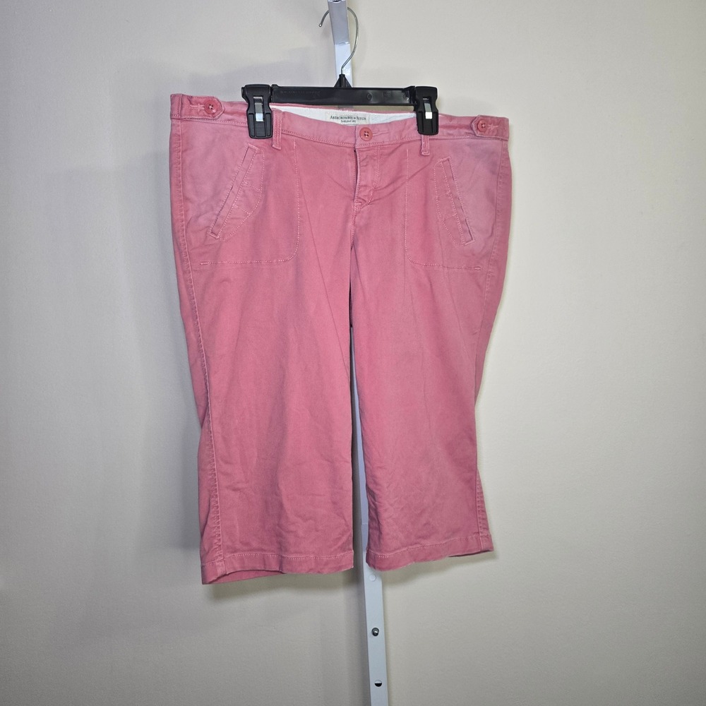 Abercrombie‎ & Fitch Women Pink Capri Pants Sz 8 Stretch Crop Moose Logo Relaxed